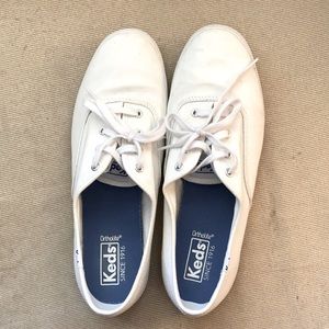 KEDS White Sneakers Size 9